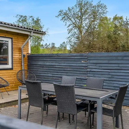 Hébergement de vacances Floora - From The Sea By Interhome